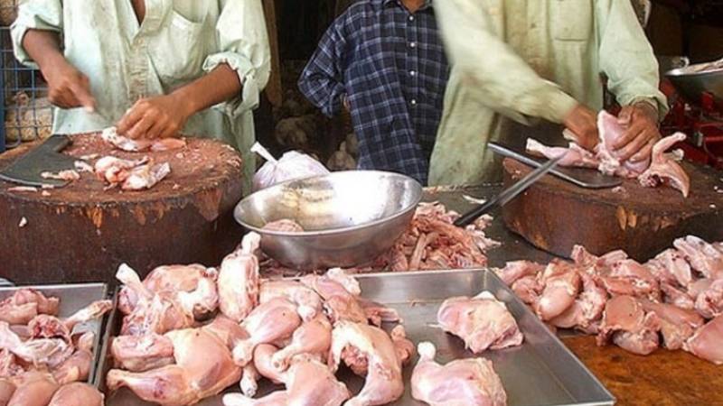 مارکیٹ میں مہنگائی، برائلر گوشت 26 روپے فی کلو بڑھ گیا