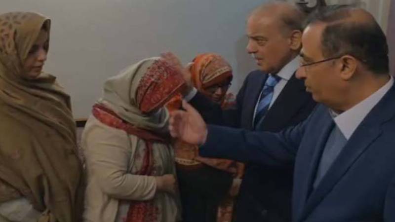 وزیراعظم کی مرحوم عرفان صدیقی کے اہل خانہ سے تعزیت