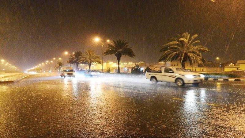 سعودی عرب کے اکثر علاقوں میں جمعہ سے پیر تک موسلادھار بارش کی پیشگوئی