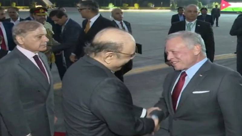 اردن کے بادشاہ شاہ عبداللہ سرکاری دورے پر اسلام آباد پہنچ گئے