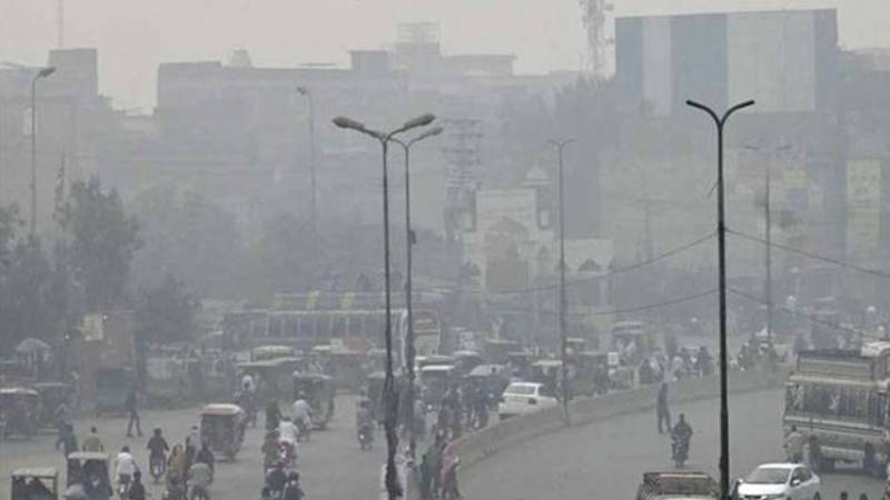 لاہور میں فضائی آلودگی خطرناک سطح پر، صحت کے لیے تشویشناک