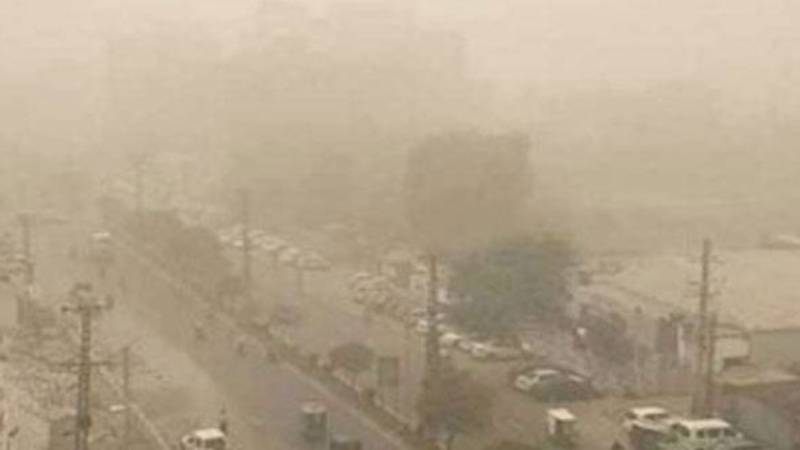 پنجاب میں فضائی آلودگی شدت اختیار، لاہور سب سے زیادہ آلودہ شہر