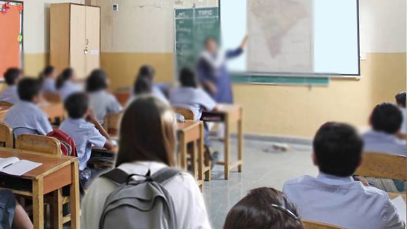 خاتون ٹیچر کی زیادتی نے 13 سالہ طالبہ کی زندگی کا خاتمہ کر دیا