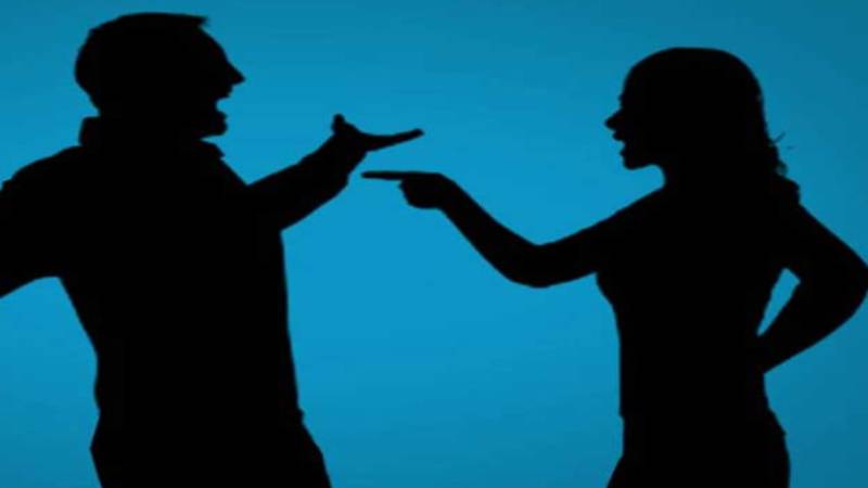 کراچی: جھگڑ کے بعد شوہر نے بہانہ بناکر بچے کو ایران لے گیا