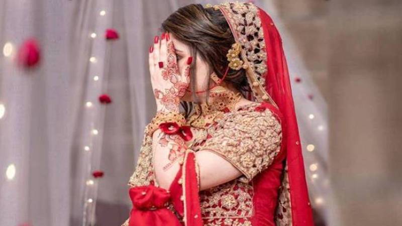 پولینڈ سے خاتون اسلام قبول کر کے پاکستان پہنچ گئی، سرگودھا کے نوجوان سے شادی کرلی