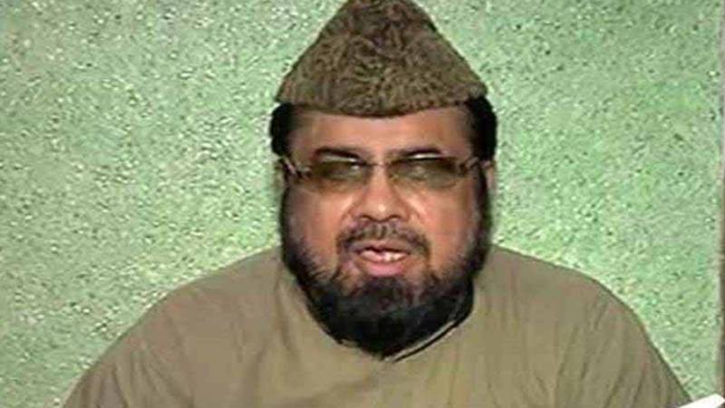 مفتی عبدالقوی کا ایشوریا رائے سے شادی کا انوکھا دعویٰ، سوشل میڈیا پر ہنگامہ