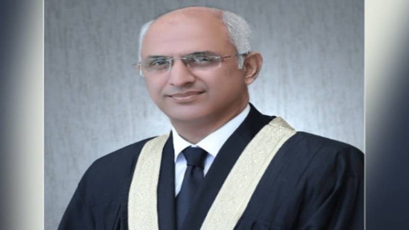 جسٹس محسن اختر کیانی کا سخت ریمارکس: سزایافتہ افسر کو صدر میڈل دینے کے باوجود کام میں رکاوٹیں 