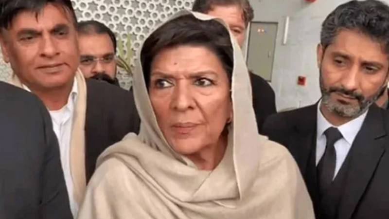 26 نومبر احتجاج کیس: علیمہ خان کو پولیس نے تحویل میں لے لیا