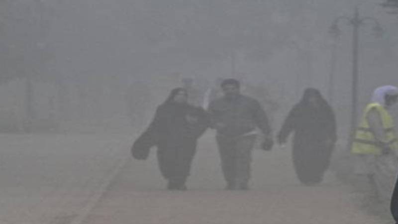 پنجاب میں دھند اور سموگ کا الرٹ، شہریوں کو احتیاط کی ہدایت