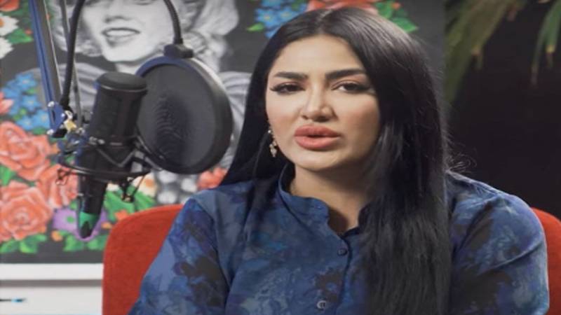 متھیرا کا ریمپ واک پر تنقید پر سخت ردعمل
