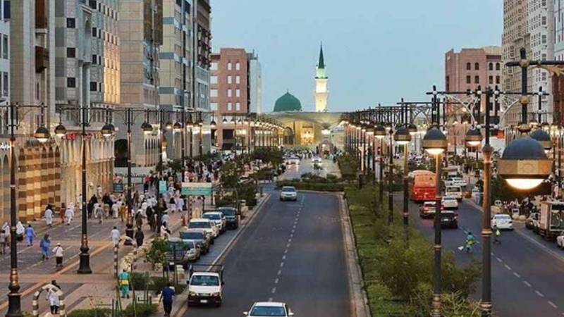 مدینہ منورہ کا خوشگوار موسم، زائرین کی بڑی تعداد کا رجحان