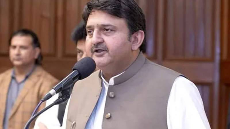 کچھ افراد سیاسی گفتگو کو جرم تصور کرتے ہیں:ملک احمد خان