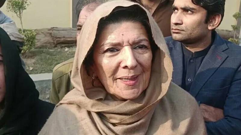 حکومت کی بدنامی ان کی ناقص پالیسیوں کی وجہ سے ہے:علیمہ خان