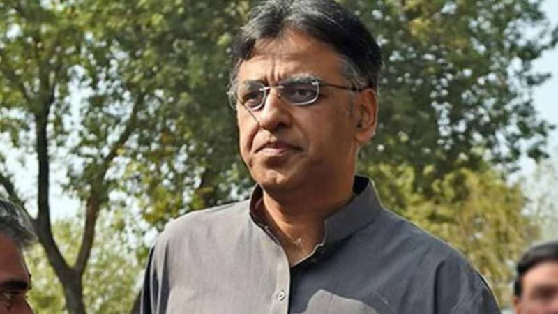 معیشت بیٹھ گئی، سیاسی بحران ختم کیے بغیر حالات بہتر نہیں ہوں گے:اسد عمر