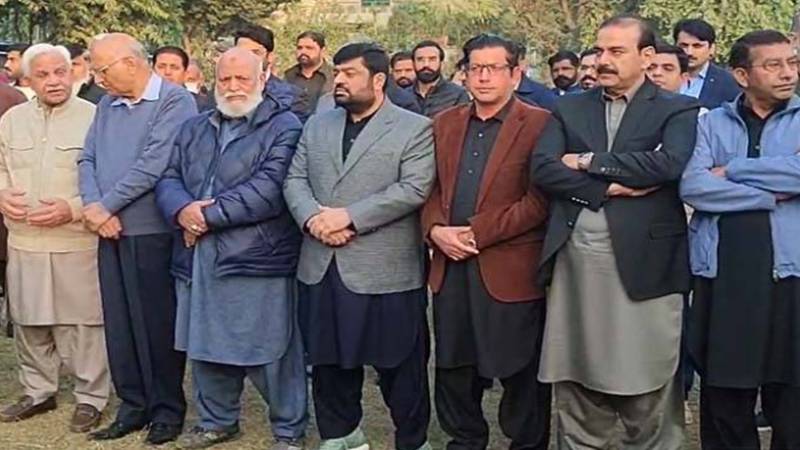 سابق چیئرمین لاہور بورڈ ڈاکٹر شفقت ساہی انتقال کرگئے ؛ نماز جنازہ ادا