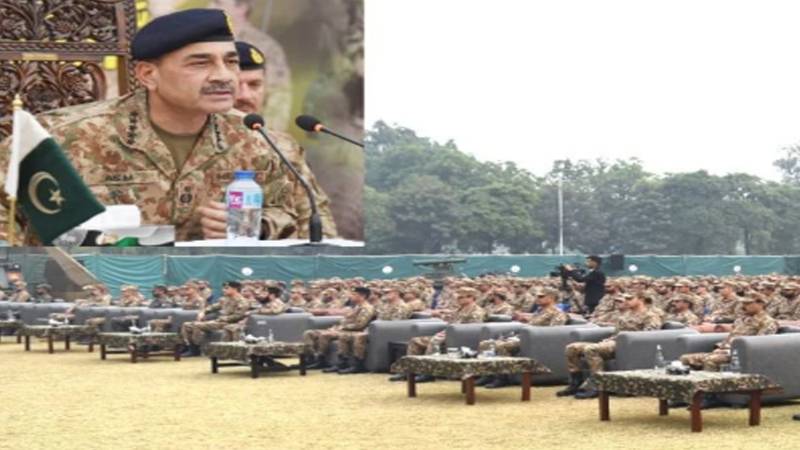 انتہا پسندانہ نظریات اور تقسیم پسند قوتوں سے نمٹنے کےلیے مکمل تیار ہیں، فیلڈ مارشل