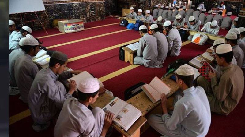 پنجاب حکومت نے مساجد و مدارس کے اخراجات کے لیے 30 کروڑ روپے کی منظوری دے دی