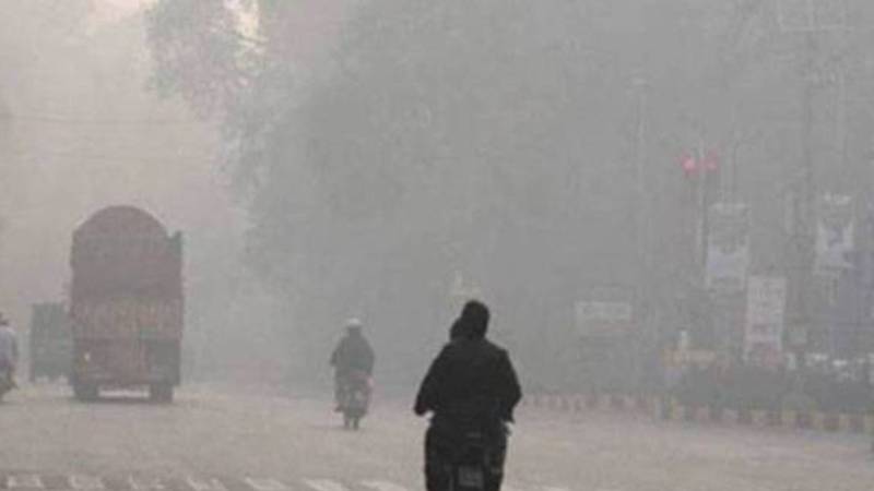لاہور میں فضائی آلودگی خطرناک حد تک برقرار، شہر دنیا کے آلودہ ترین شہروں میں تیسرے نمبر پر