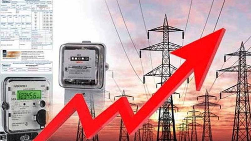 وفاقی حکومت بجلی صارفین سے اضافی 9 روپے فی یونٹ فیس وصول کرنے کی تجویز