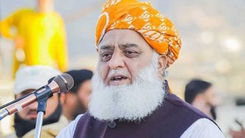 اطمینان ہے کہ پاکستان کا دفاع طاقتور ہے، مولانا فضل الرحمان