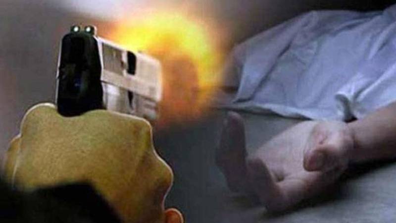 سندر کے علاقے میں فائرنگ سے 22 سالہ نوجوان جاں بحق، دشمنی کا شبہ