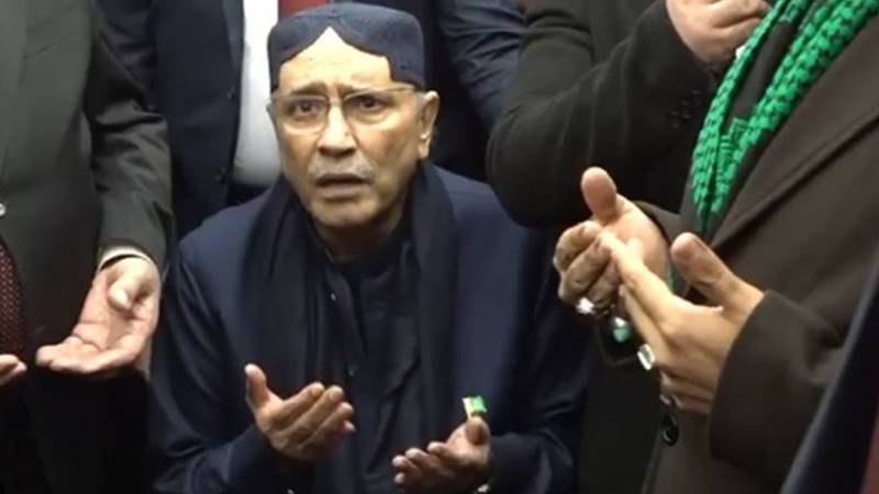 صدر زرداری کا عراق دورہ، مذہبی مقامات پر حاضری اور امتِ مسلمہ کے لیے دعا