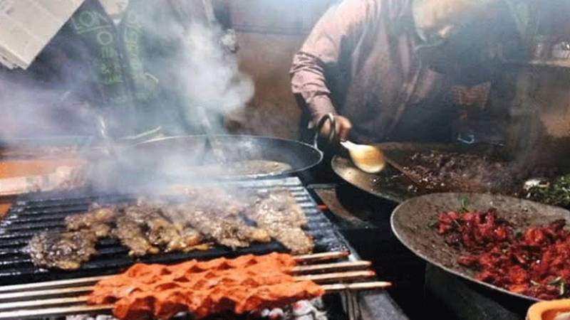 سموگ اور فضائی آلودگی کے خلاف سخت اقدامات: اوپن فوڈ پوائنٹس پر کریک ڈاؤن