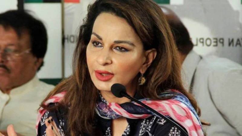سپہ سالاروں پر کیچڑا اچھالنے کی سیاست کی مذمت کرتے ہیں: شیری رحمان