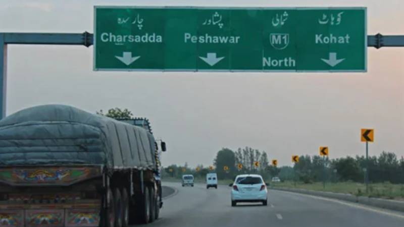 پبلک اکاؤنٹس کمیٹی کا انکشاف: ہائی ویز پر اوور لوڈ ٹرکوں سے 16 ارب روپے کی ریکوری نہیں ہوئی