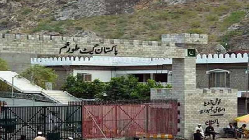 اقوام متحدہ کے 9 امدادی کارگو کنٹینرز طورخم بارڈر کی طرف روانہ