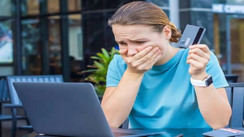 آن لائن خریداری میں فراڈ سے کیسے بچیں؟ آسان اور مؤثر طریقے جانیں!