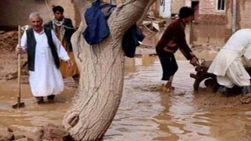 افغانستان میں سیلاب: شدید بارش نے خشک سالی تو ختم کی، 17 ہلاک اور 11 زخمی