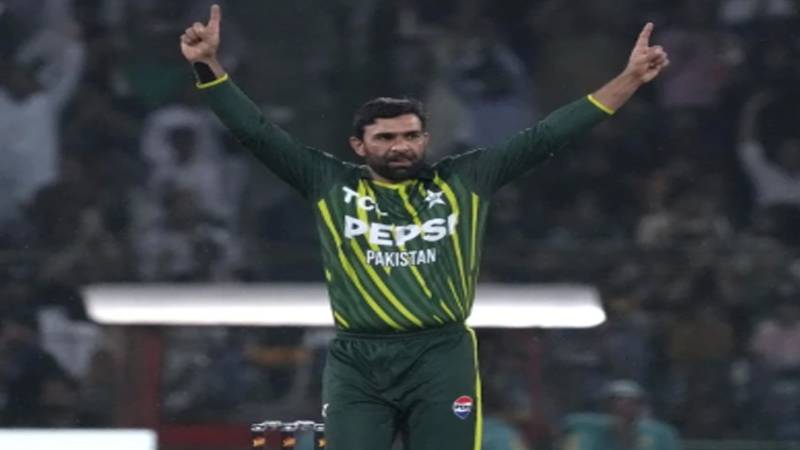 افتخار احمد کا دھرندھر گانے پر رقص، ’چاچا ڈکیت‘ کا لقب مل گیا