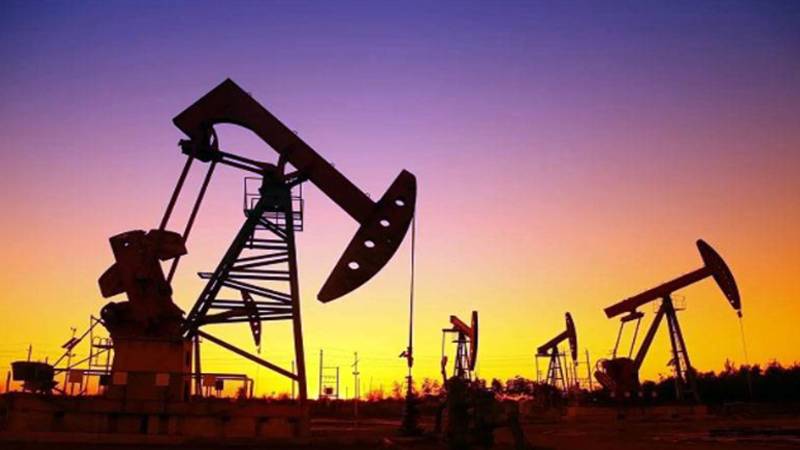 وینزویلا بحران اور امریکی پابندیوں کے باعث عالمی منڈی میں تیل کی قیمتوں میں معمولی اضافے کا امکان