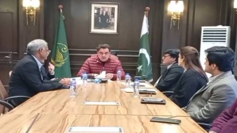 رائیونڈ سے شاہدرہ ریلوے لائن کے اطراف گرین بیلٹ منصوبے کا کام 15 جنوری سے شروع ہو گا