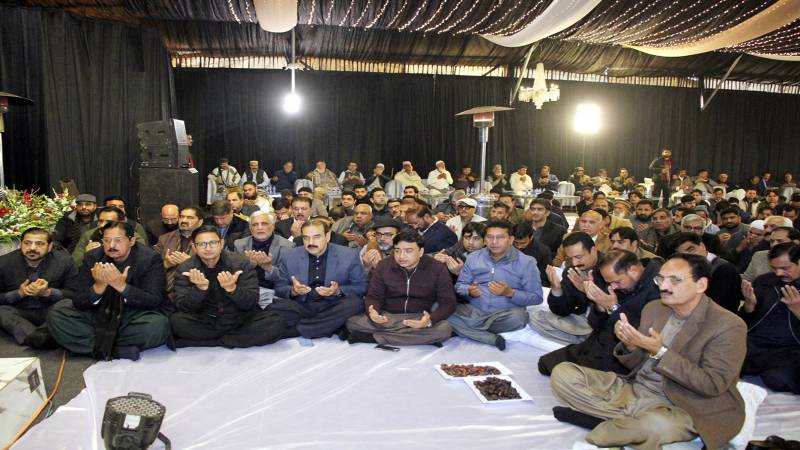 وطن پر قربان ہونے والے کیپٹن اصمد گلفام کے قل‘قرآن خوانی‘درو د و سلام