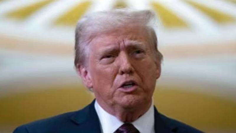 صدر ٹرمپ کا وینزویلا سے 30 سے 50 ملین بیرل اعلیٰ معیار کا تیل امریکا منتقل کرنے کا اعلان