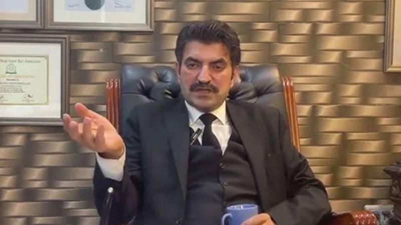 رکن قومی اسمبلی شیر افضل مروت کا پی ٹی آئی کے فیصلوں پر تنقیدی ردعمل