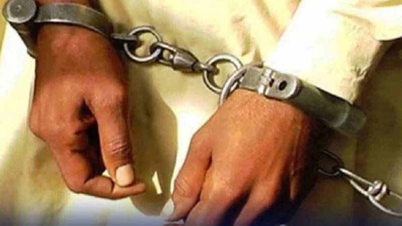 راولپنڈی: اپنی اہلیہ قتل کرنے والا شخص گرفتار، الزام سابقہ شوہر پر لگانے کی کوشش ناکام
