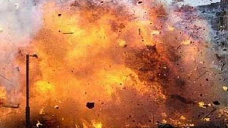 ٹانک: تھانہ گومل بازار کے قریب ریموٹ کنٹرول بم دھماکے میں 5 پولیس اہلکار جاں بحق