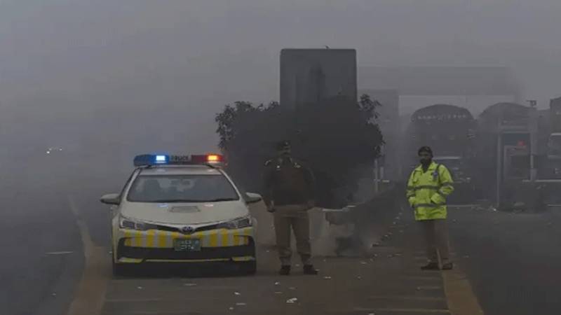 شدید دھند، پنجاب کی مختلف موٹرویز ٹریفک کے لیے بند