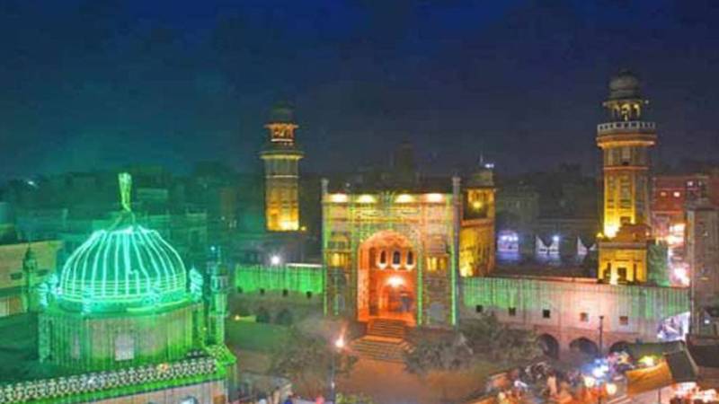 شبِ معراج آج عقیدت و احترام کے ساتھ منائی جائے گی