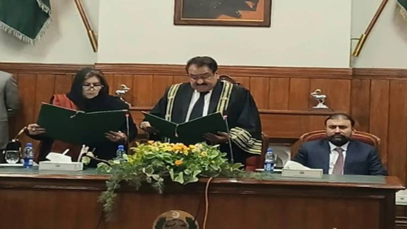 کوئٹہ: بلوچستان اسمبلی کی ڈپٹی اسپیکر غزالہ گولہ قائم مقام گورنر مقرر