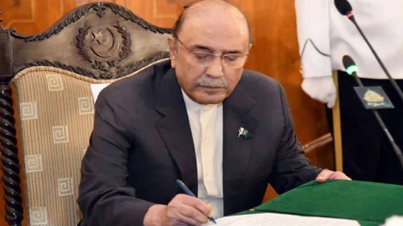 صدرِ مملکت نے سندھ، لاہور، پشاور ہائیکورٹس کے ایڈیشنل ججز کی تقرریوں اور توسیع کی منظوری دیدی