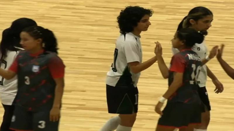 ساف ویمنز فٹسال: بنگلادیش نے پاکستان کو 9-1 سے شکست دے کر ایونٹ سے باہر کر دیا