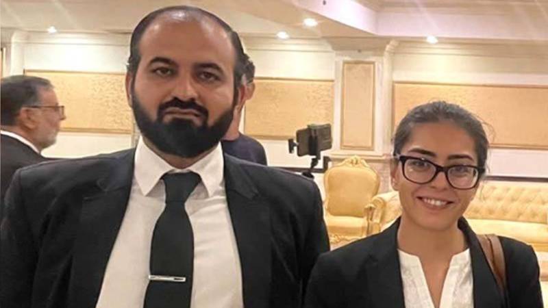متنازع ٹوئٹ کیس: عدالت نے ایمان مزاری اور شوہر کو ویڈیو لنک کے ذریعے پیش کرنے کی اجازت دی
