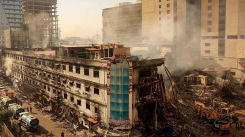 سانحہ گل پلازہ: غفلت و لاپرواہی کی دفعات کے تحت مقدمہ درج، تحقیقات جاری