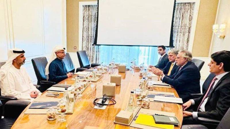 پاکستان اور یو اے ای کا سرمایہ کاری اور ٹیلی کام میں تعاون بڑھانے پر اتفاق