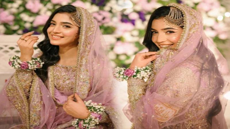 لائبہ خان کی مدینہ منورہ میں دعائے خیر کی تصاویر وائرل، مداحوں کی توجہ کا مرکز
