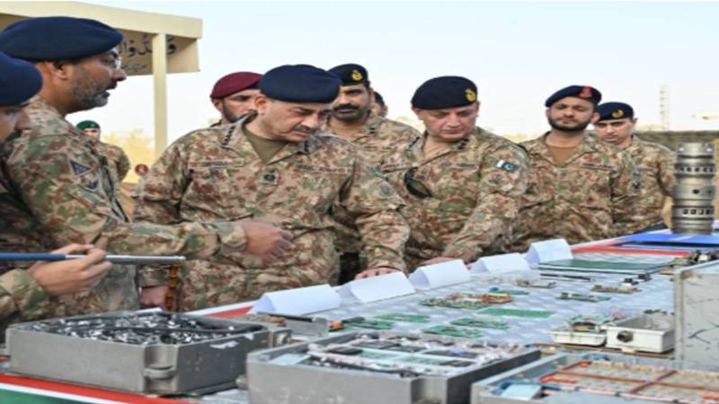 فیلڈ مارشل سید عاصم منیر کا بہاولپور چھاؤنی دورہ، جدید تربیتی مشق “اسٹیڈفاسٹ ریزولو” کا مشاہدہ